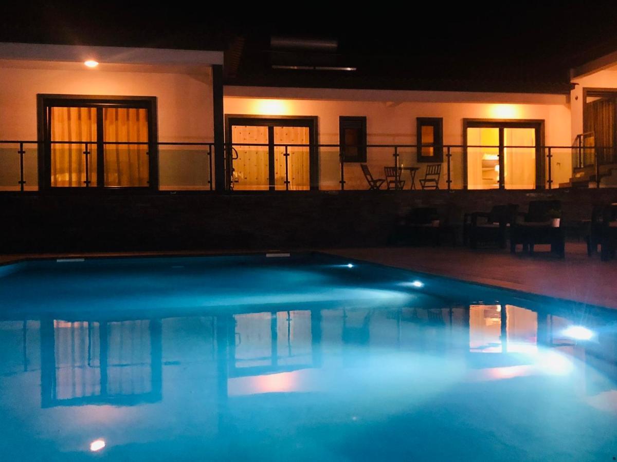 Quinta Do Portal Guest House Bespeira Luaran gambar